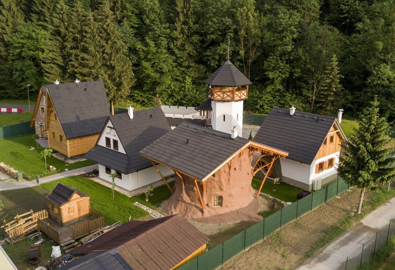 Rozprávková dedinka Villa Dolny Kubin Esterno foto